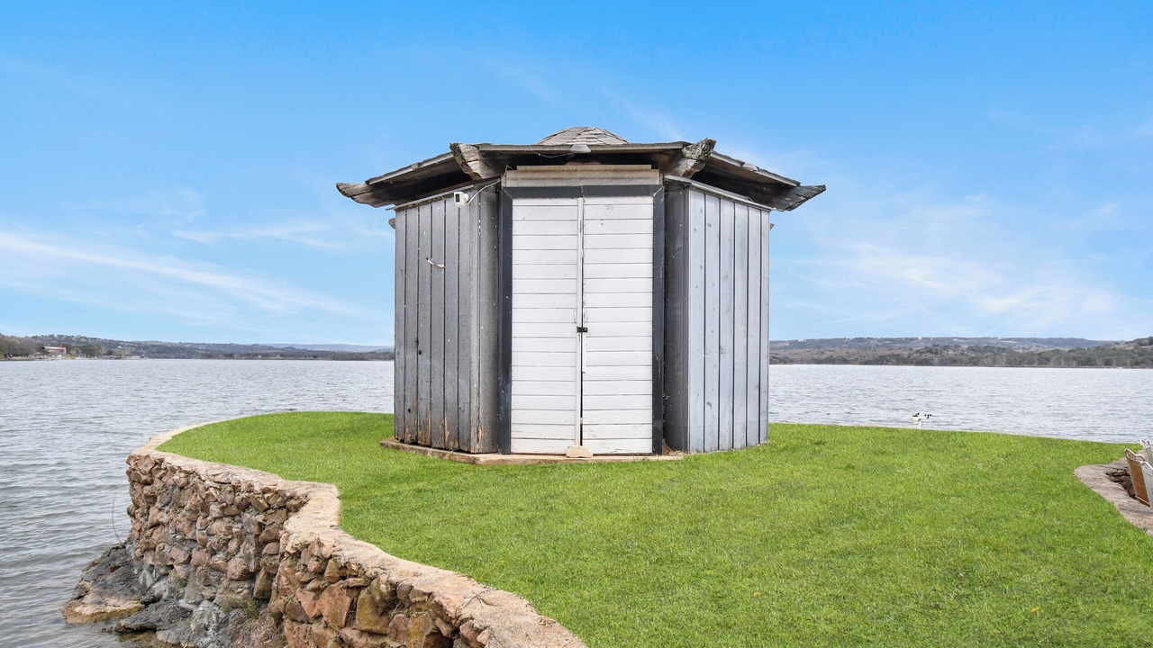 Photo of Others in Buchanan Dam