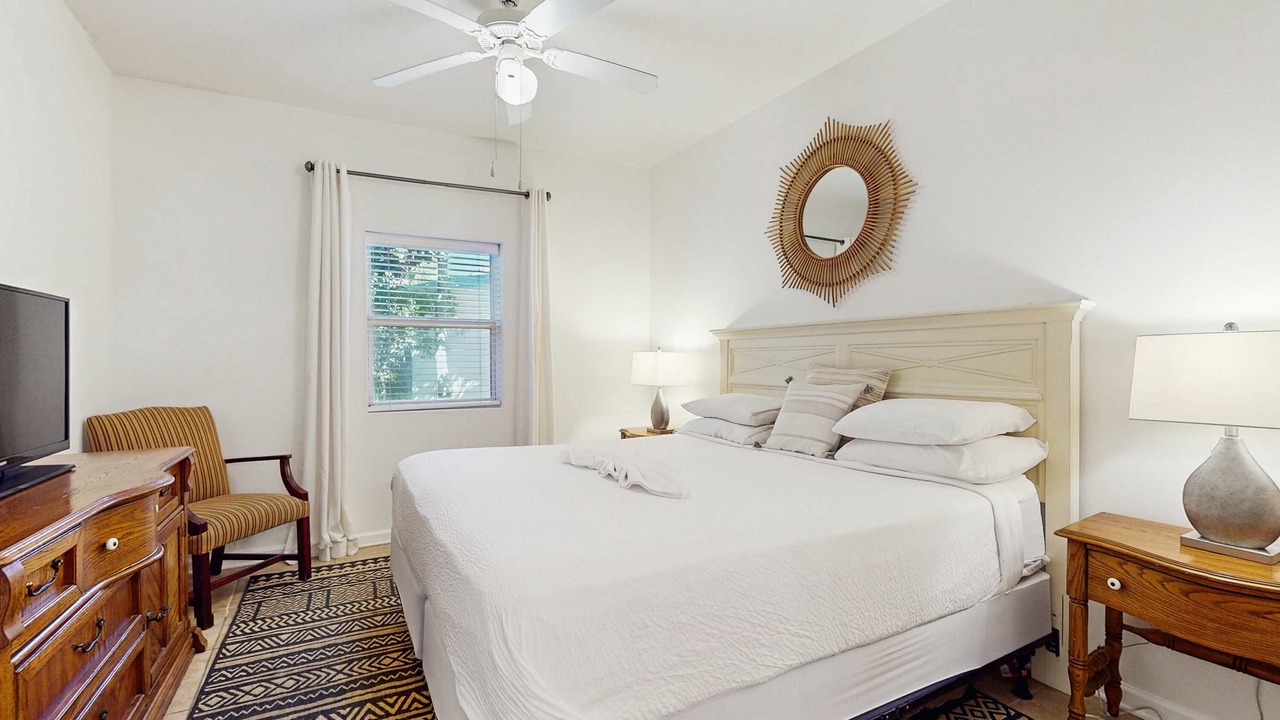 Photo of Bedroom in Frangista Beach