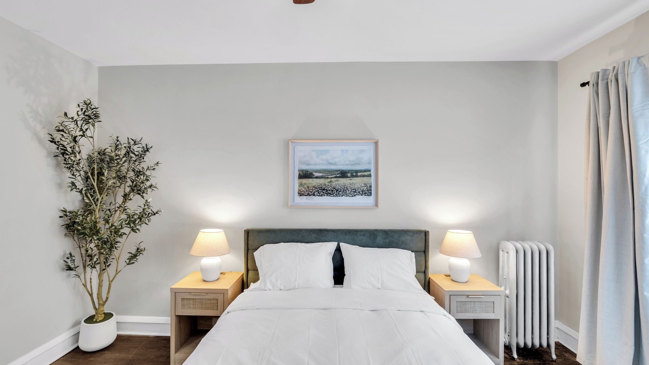 Photo of Bedroom in Hyde Park