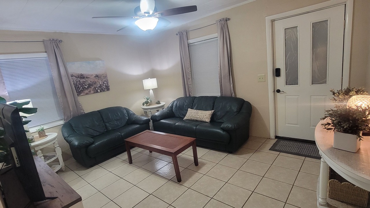 Photo of Livingroom in Ozark