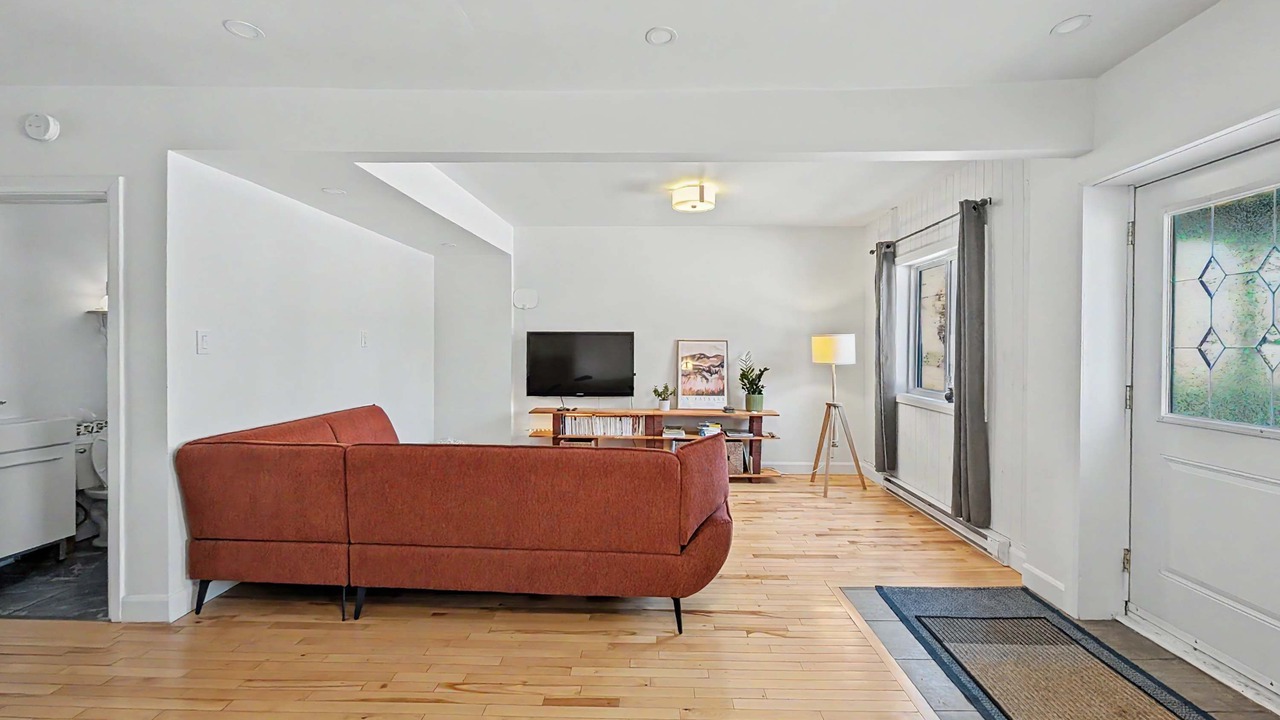 Photo of Bedroom in Greenfield Park