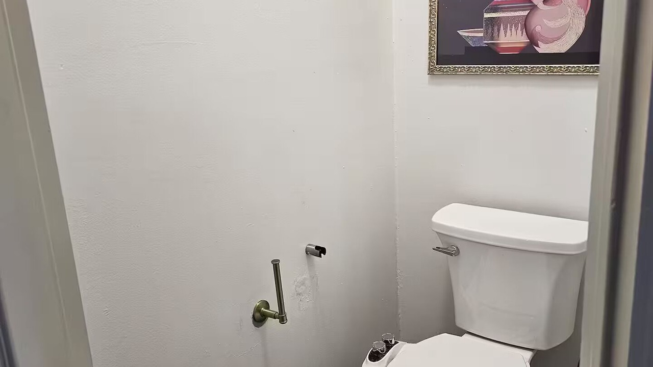 Photo of Bathroom in Clodine
