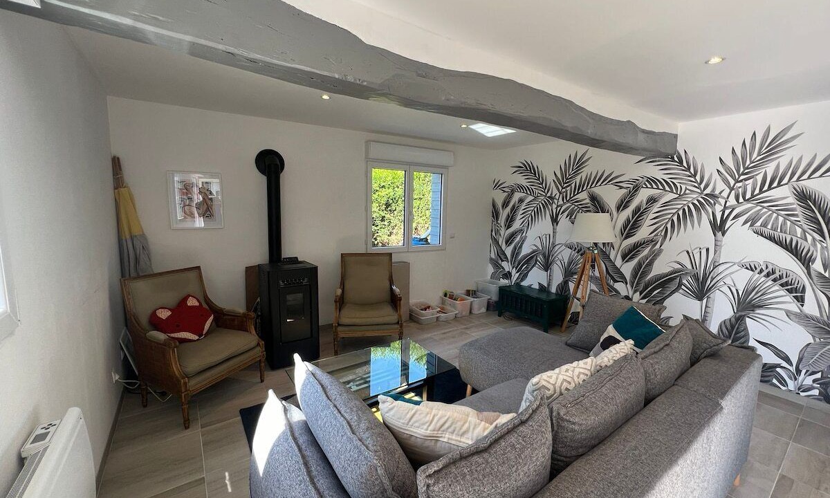 Photo of Livingroom in Doudeville