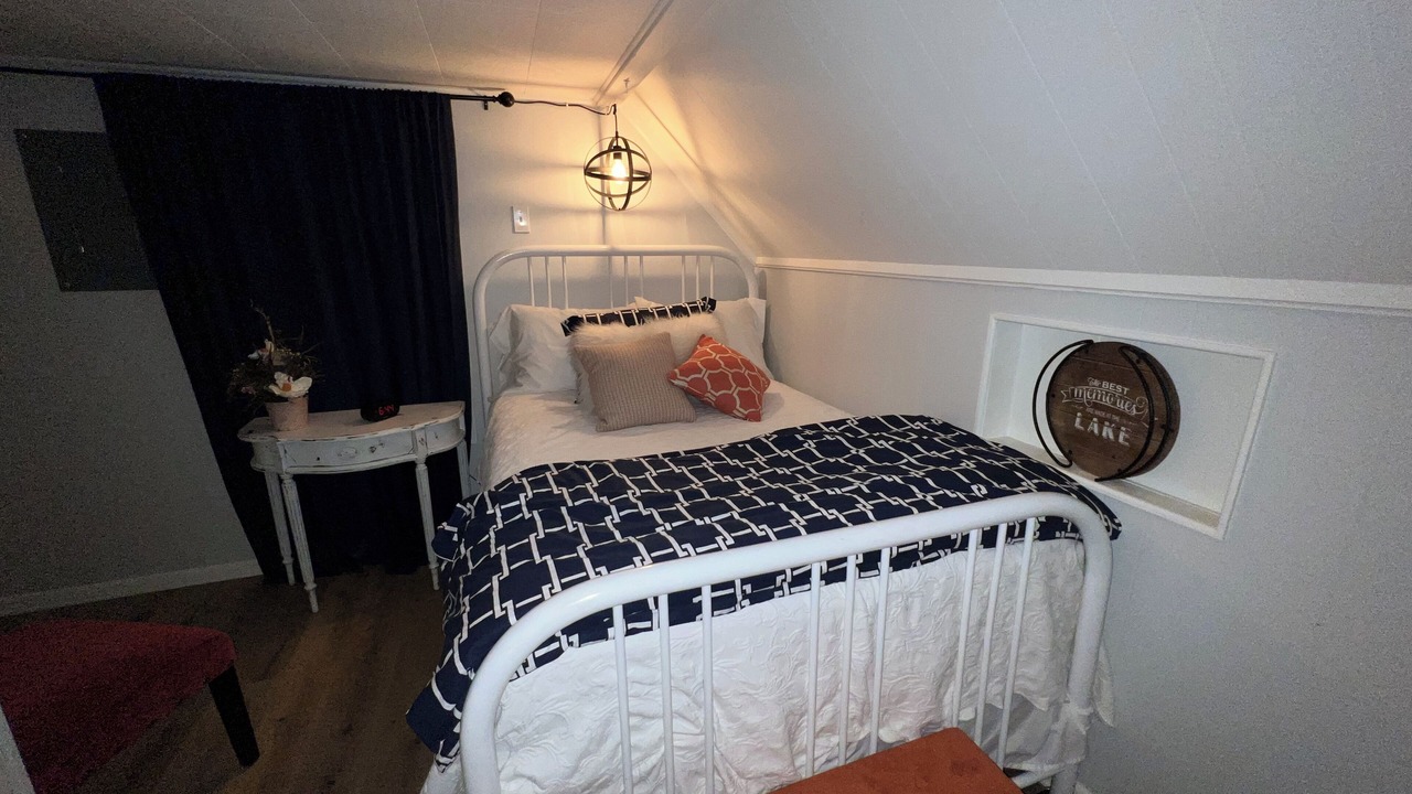 Photo of Bedroom in Homer