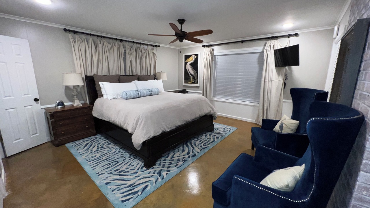 Photo of Bedroom in Homer
