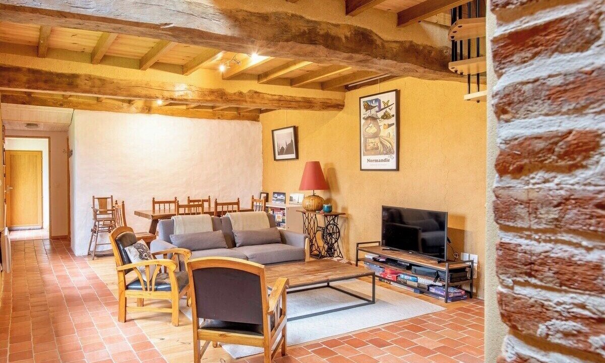 Photo of Livingroom in Etalleville