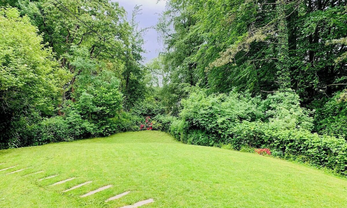 Photo of Outdoor in Etalleville