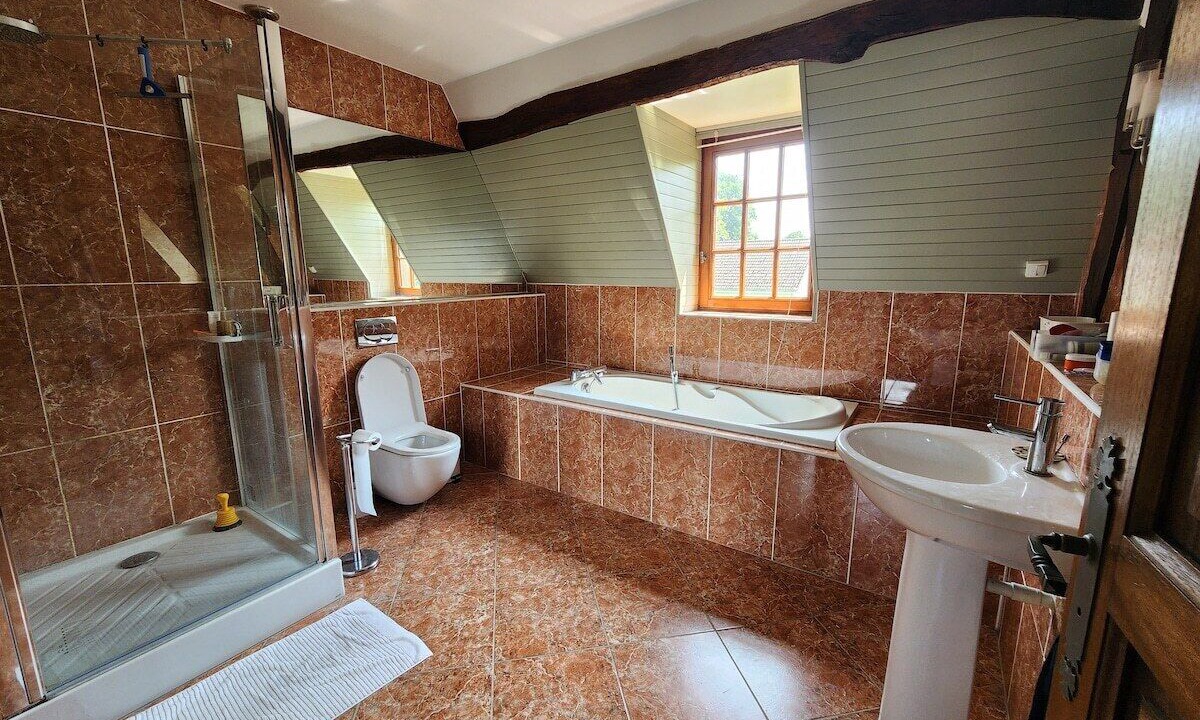 Photo of Bathroom in Ingouville