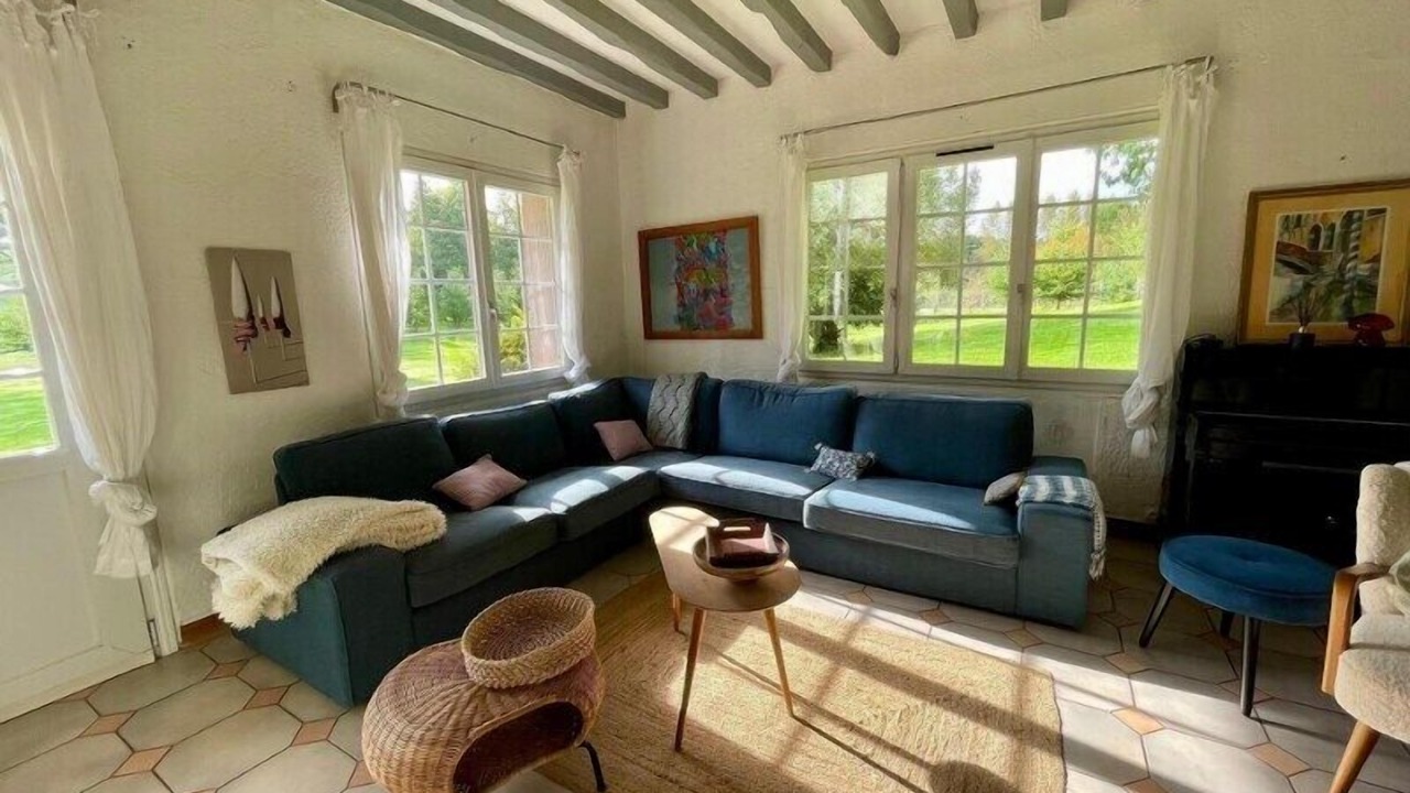 Photo of Livingroom in Saint-Pierre-le-Vieux