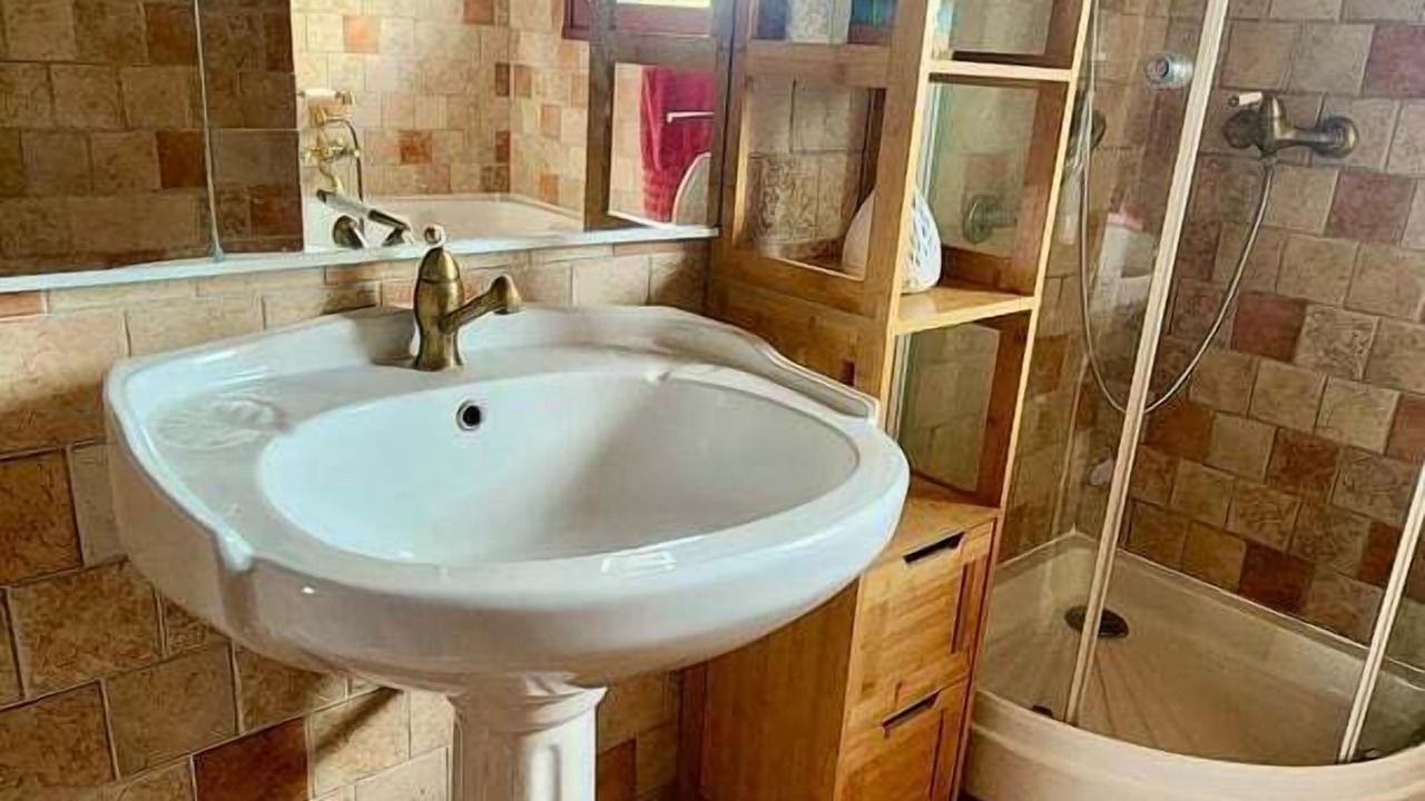 Photo of Bathroom in Auzouville-sur-Saane