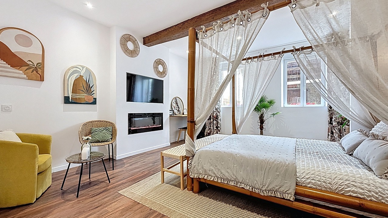 Photo of Bedroom in Villepinte