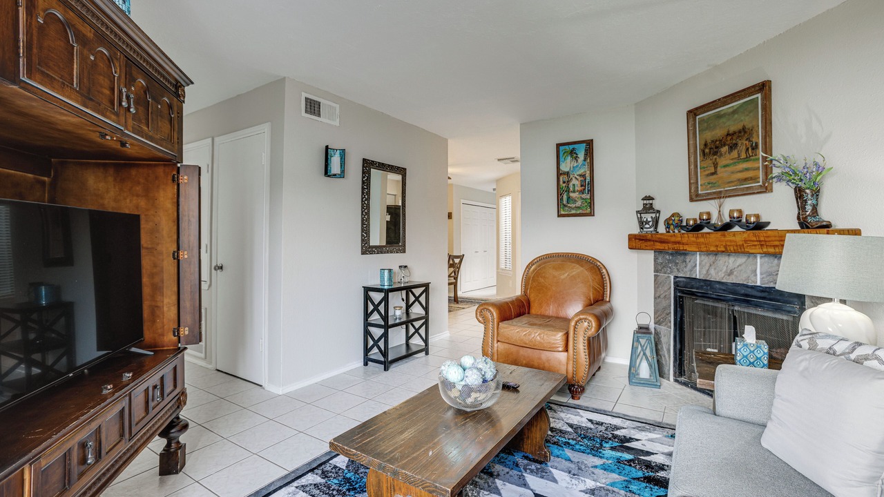 Photo of Livingroom in Missouri City