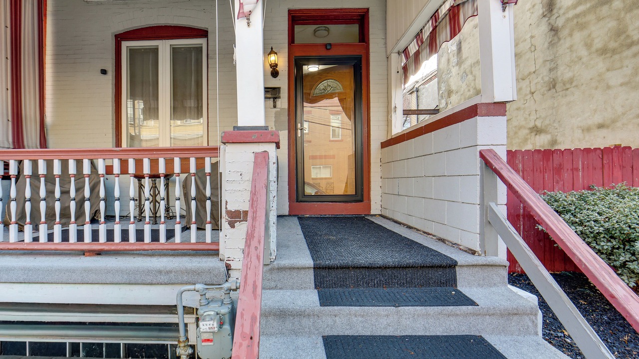 Photo of Outdoor in South Oakland