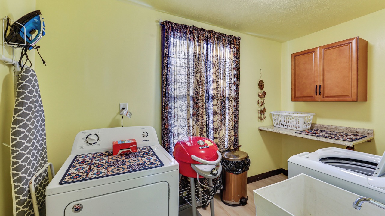 Photo of Bedroom in South Oakland