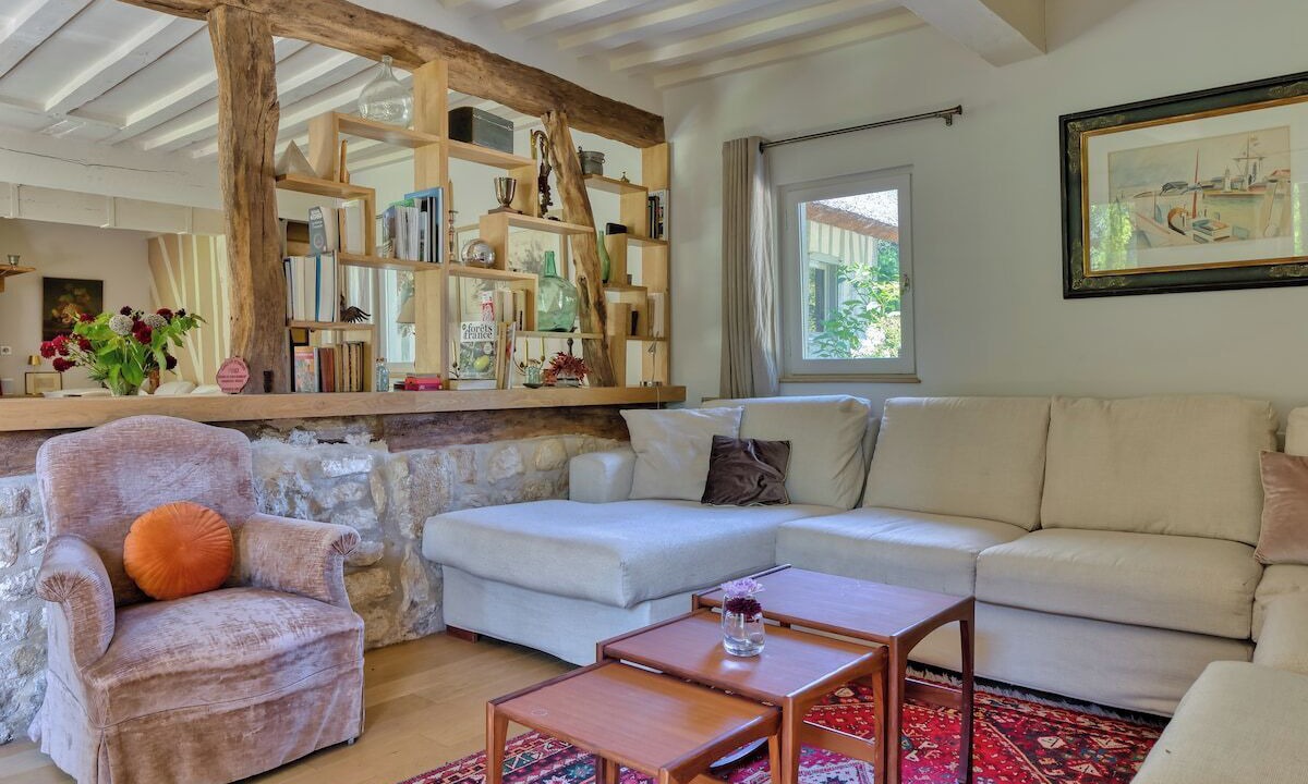 Photo of Livingroom in Saint-Wandrille-Rancon