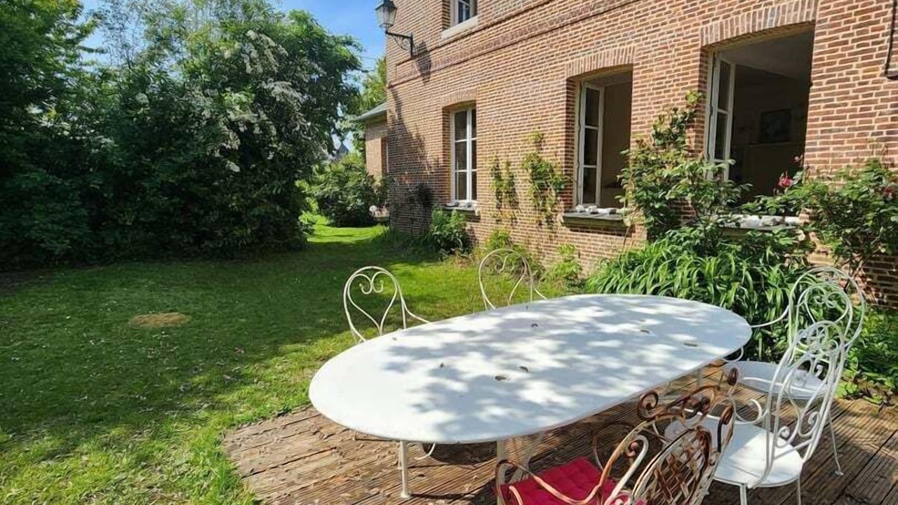 Photo of Outdoor in Saint-Vaast-Dieppedalle