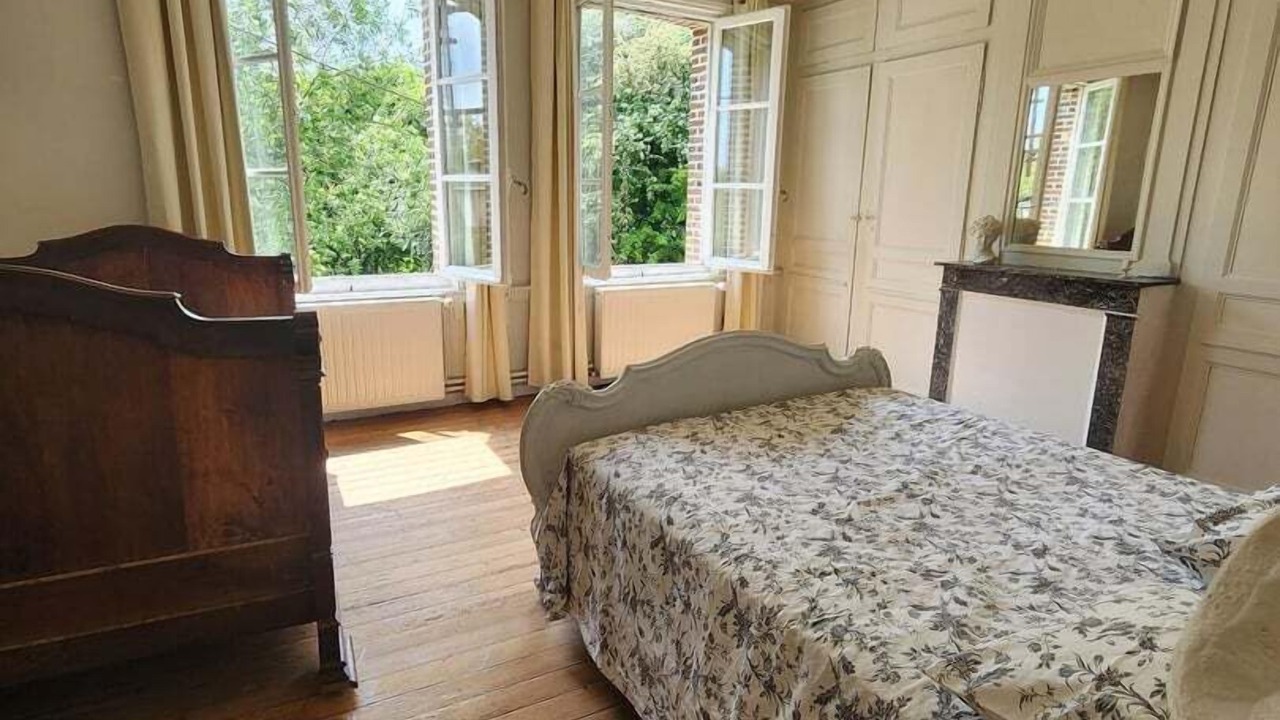 Photo of Bedroom in Saint-Vaast-Dieppedalle