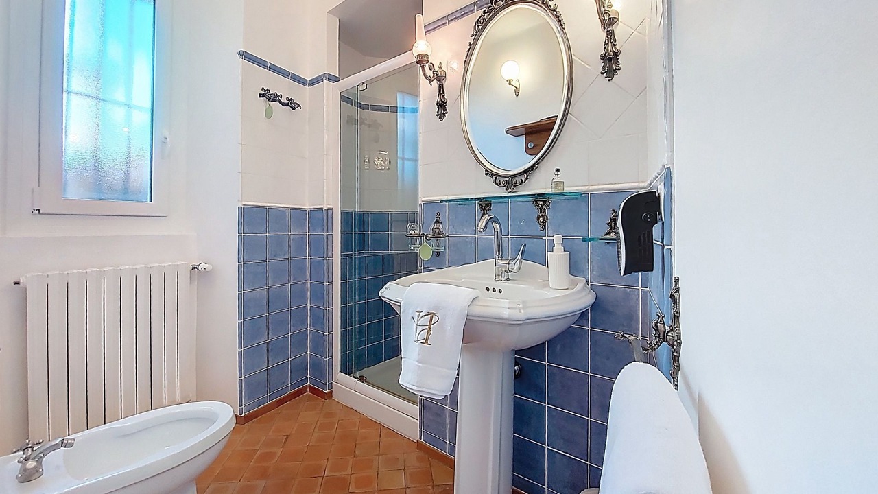 Photo of Bathroom in Banon