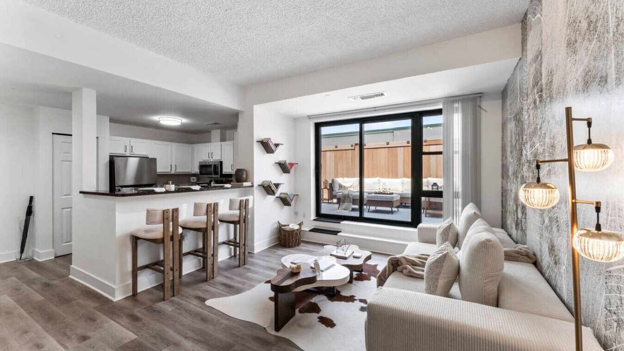 Photo of Livingroom in Downtown