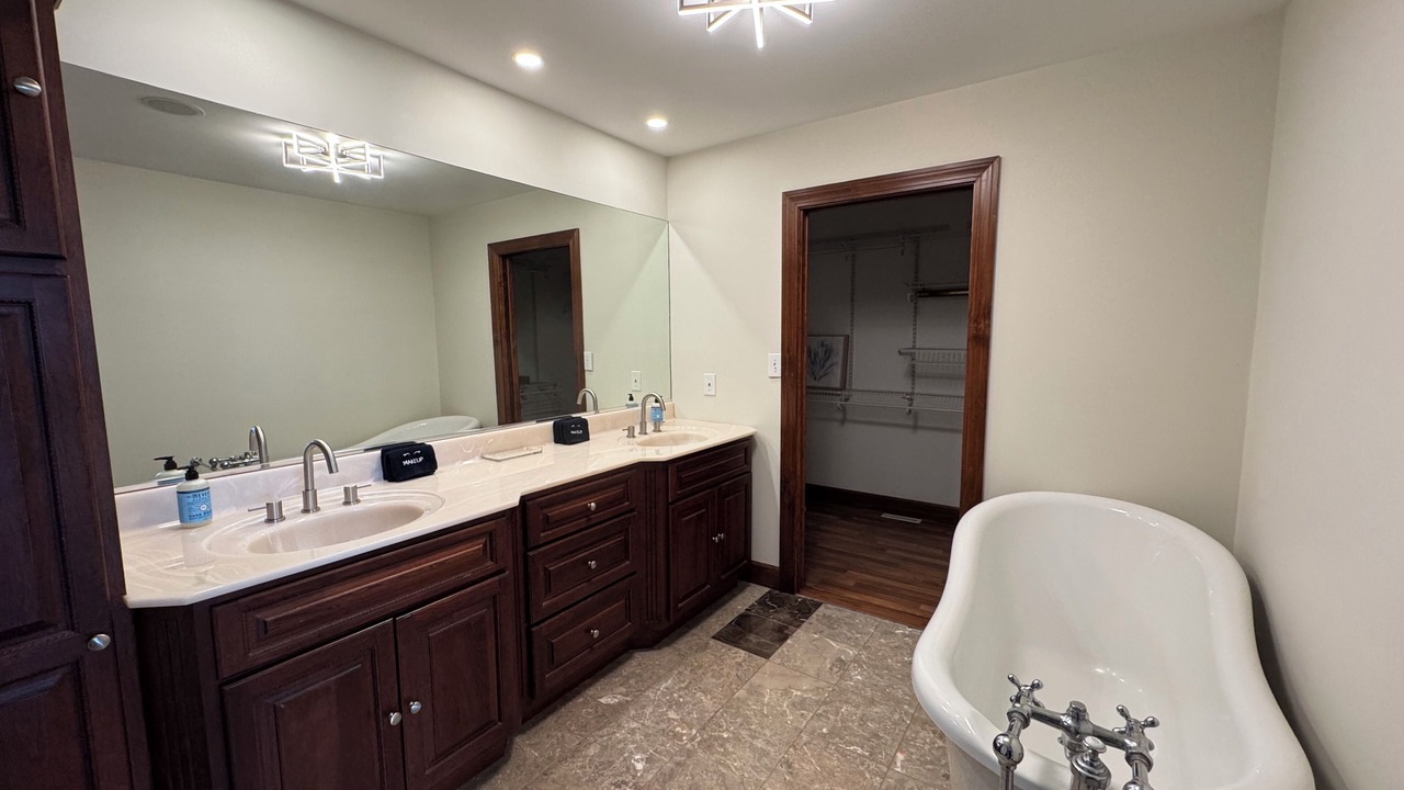 Photo of Bathroom in Town of Porter