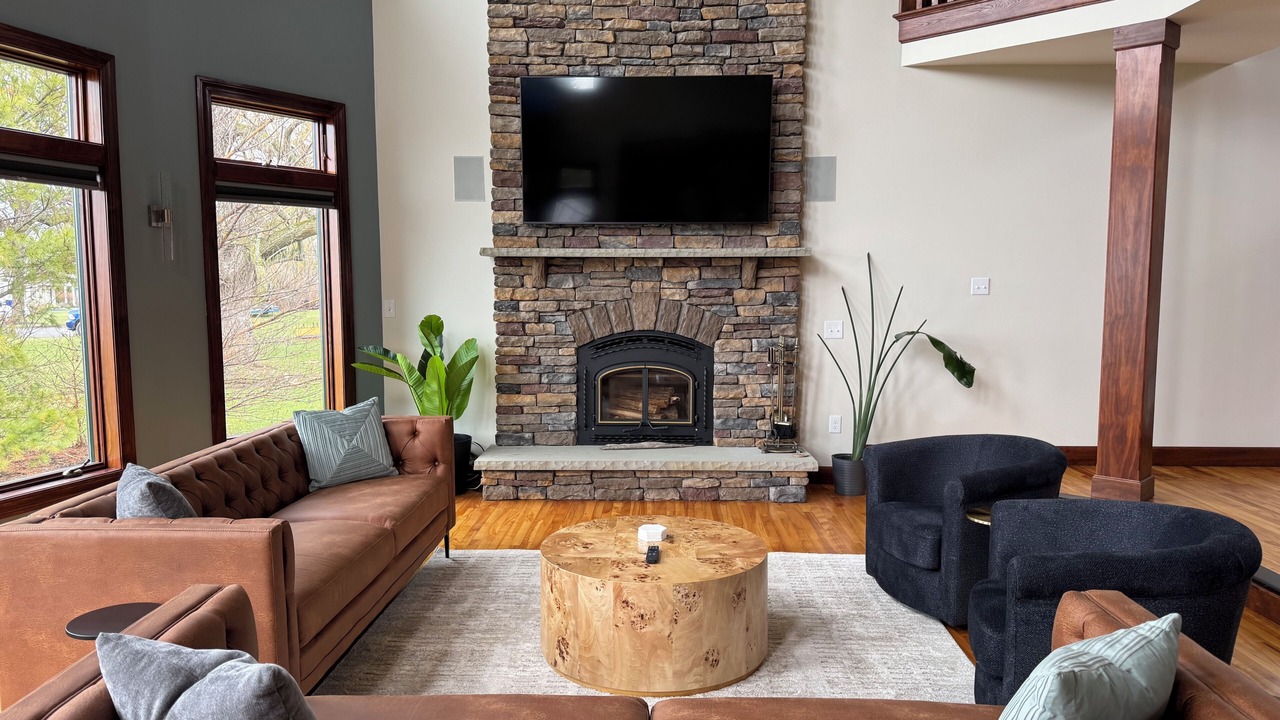 Photo of Livingroom in Town of Porter