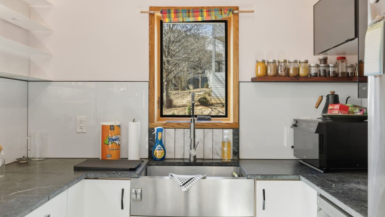 Photo of Kitchen in Woolen Mills