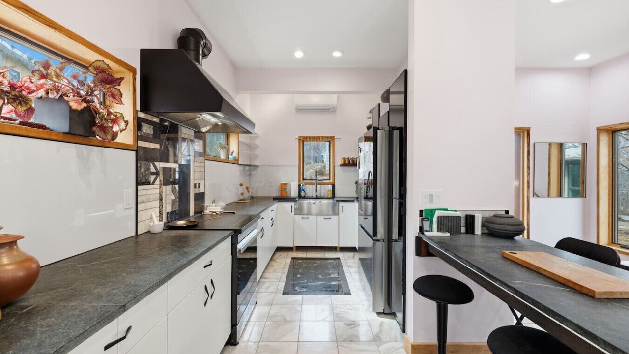 Photo of Kitchen in Woolen Mills