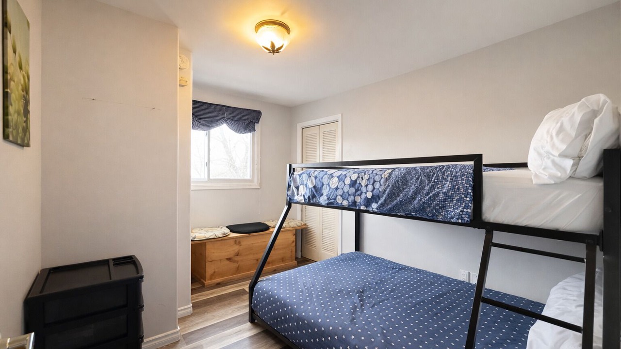 Photo of Bedroom in Tweed