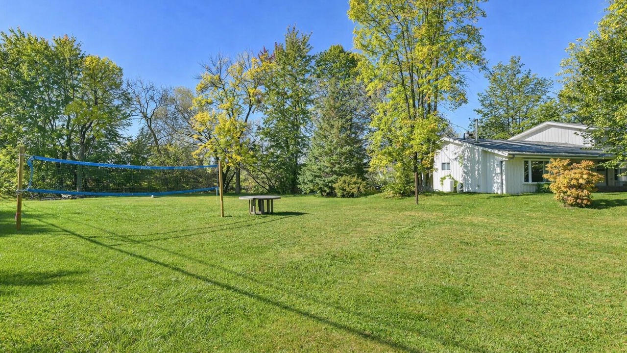 Photo of Outdoor in Tweed