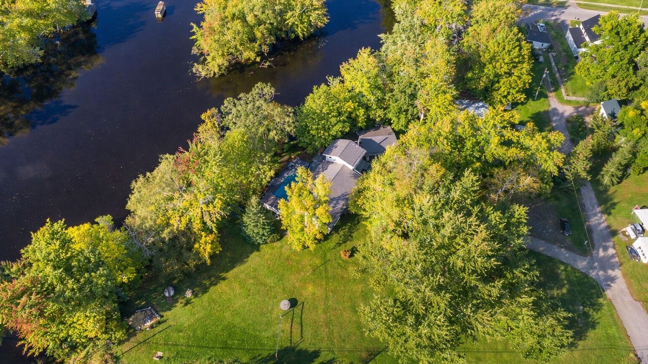 Photo of Outdoor in Tweed