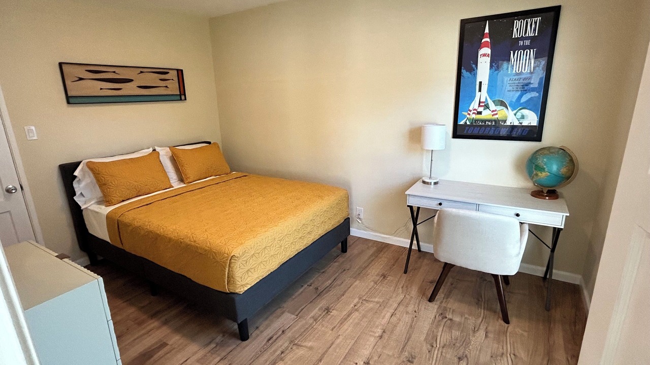 Photo of Bedroom in Burbank