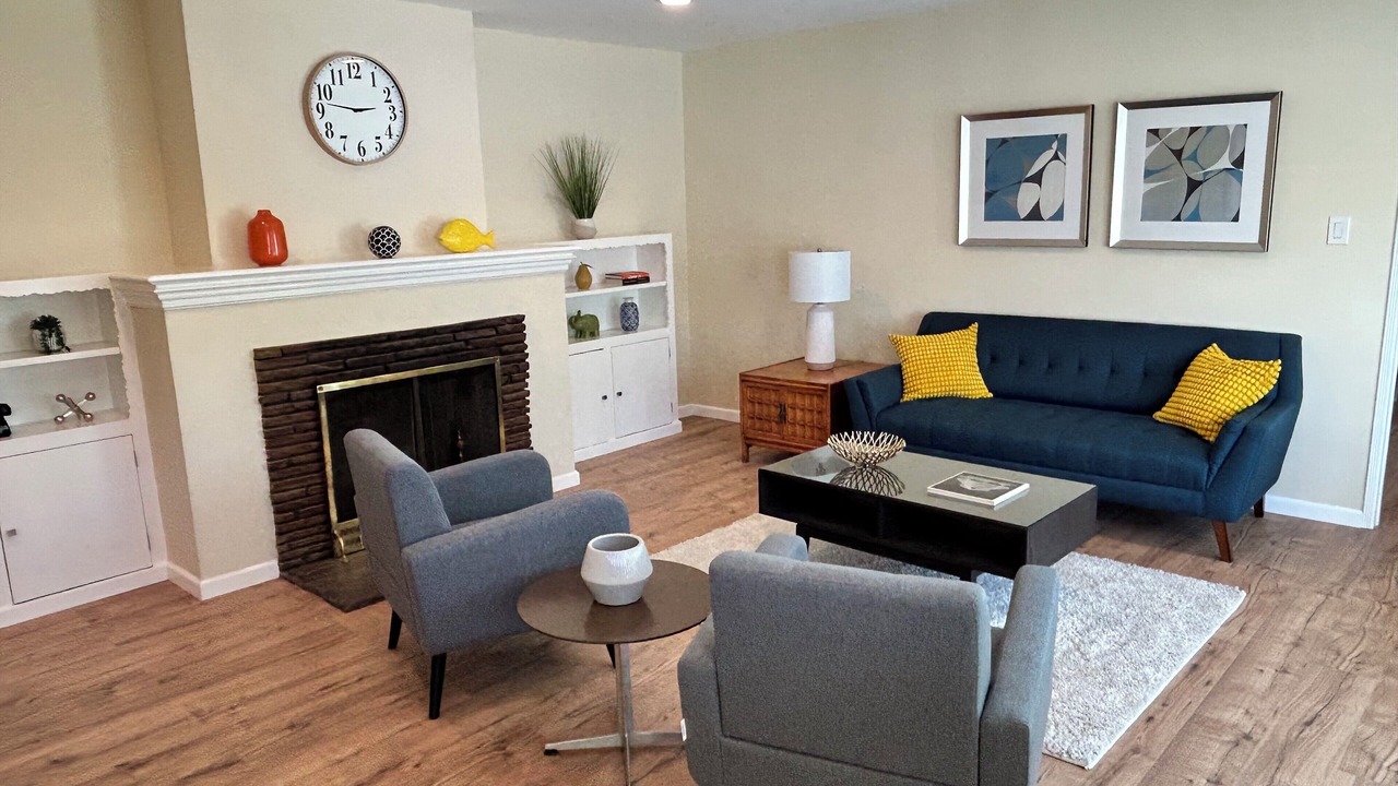 Photo of Livingroom in Burbank