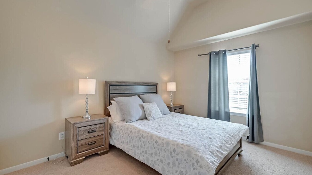 Photo of Bedroom in Spring