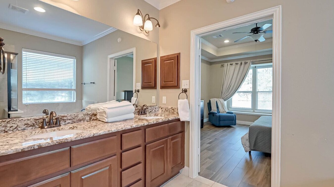 Photo of Bathroom in Spring