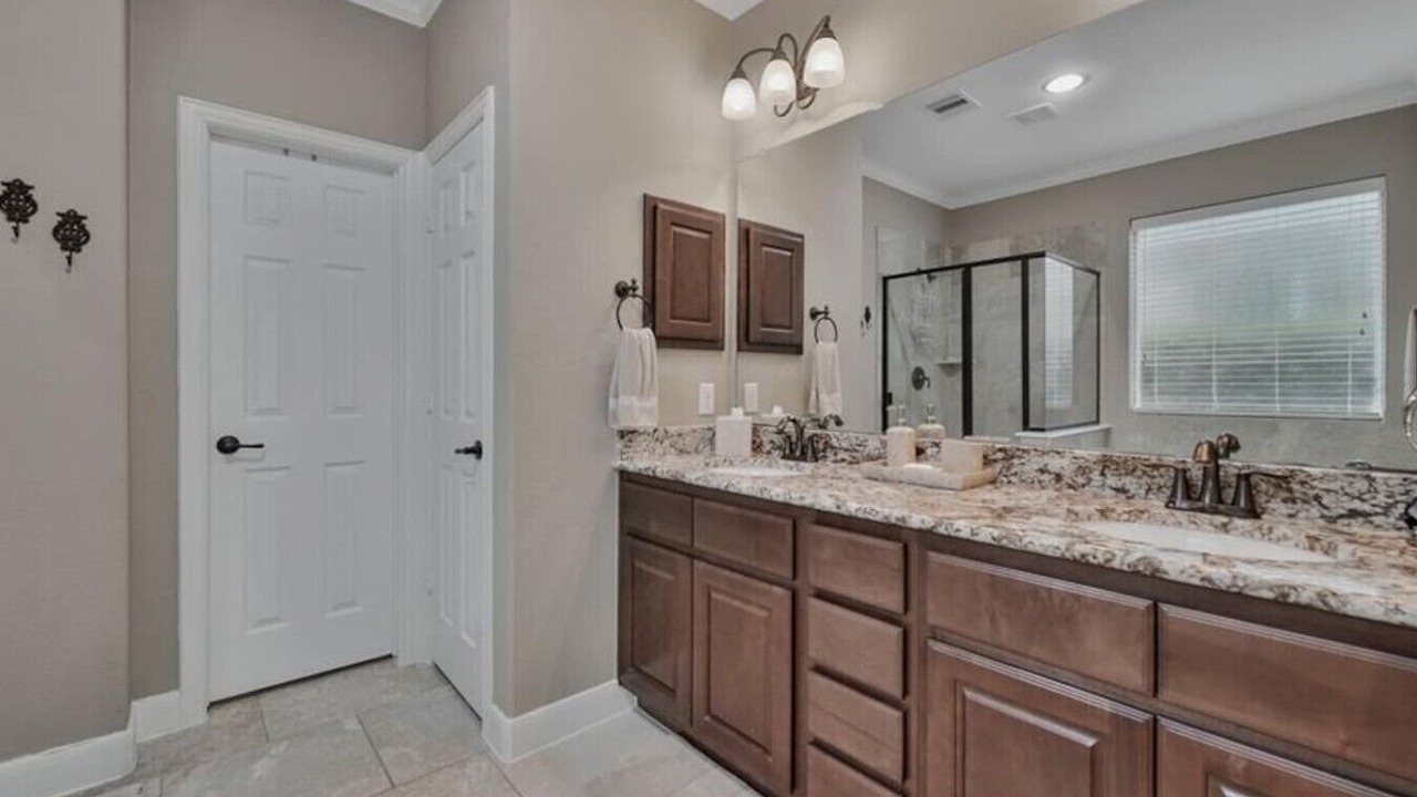 Photo of Bathroom in Spring