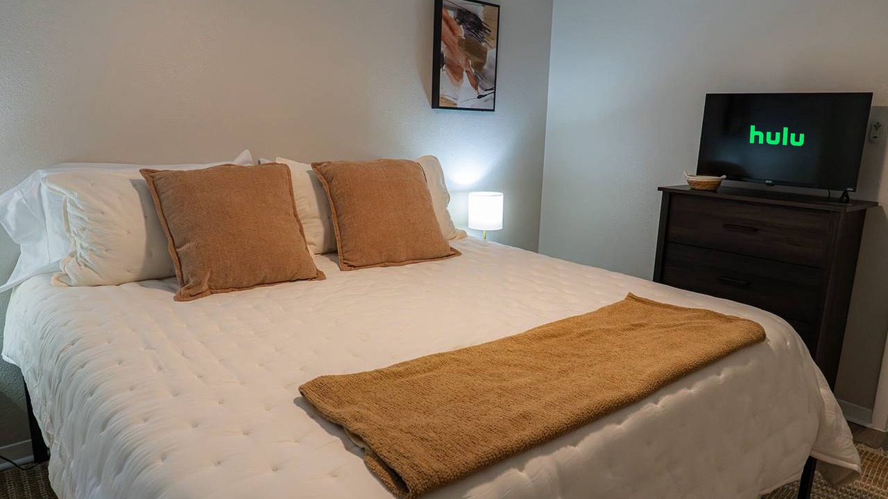 Photo of Bedroom in West Campus