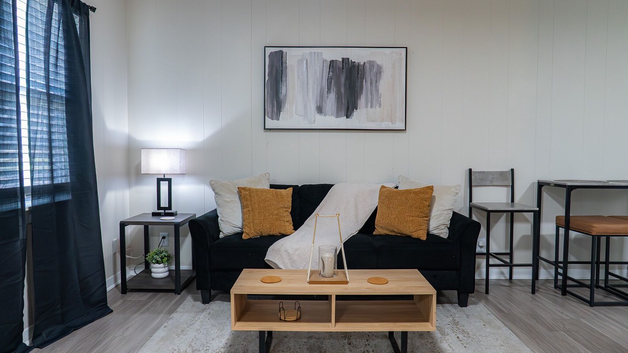 Photo of Livingroom in West Campus