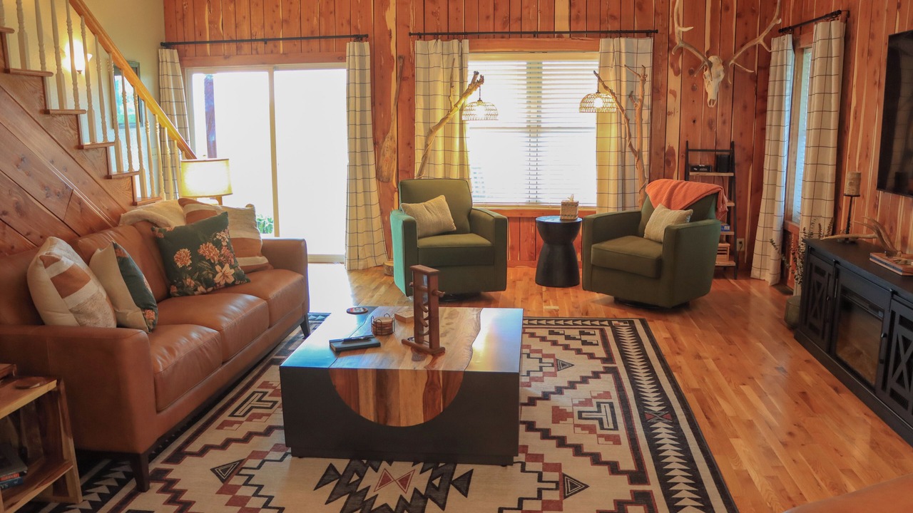 Photo of Livingroom in Jasper