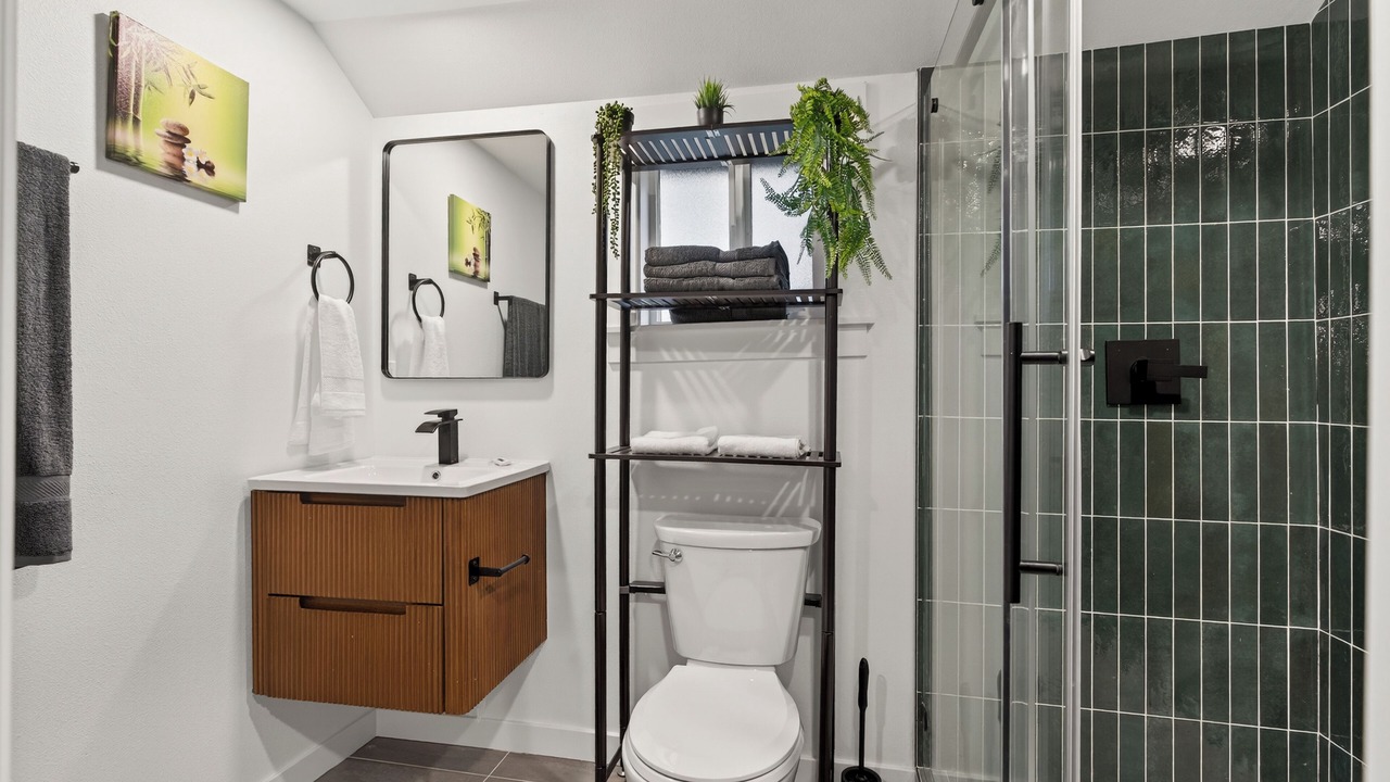 Photo of Bathroom in Highline