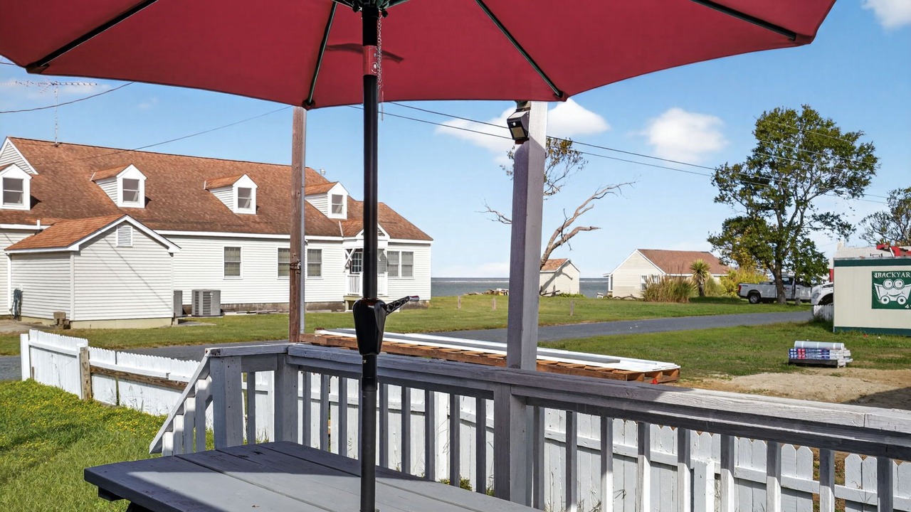 Photo of Outdoor in Birdsnest