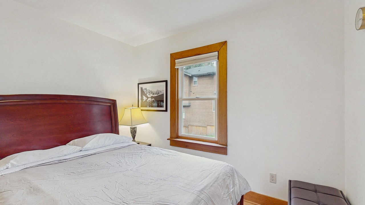 Photo of Bedroom in North Beach/Blue Ridge