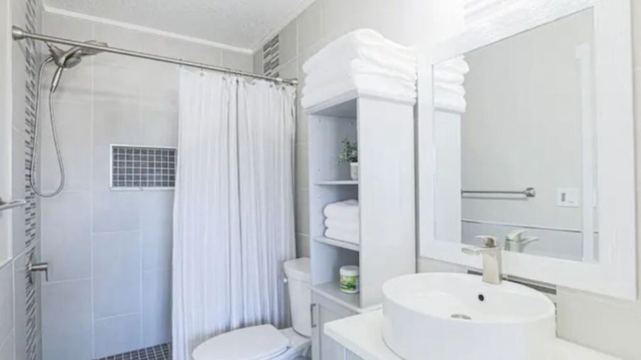 Photo of Bathroom in Winder