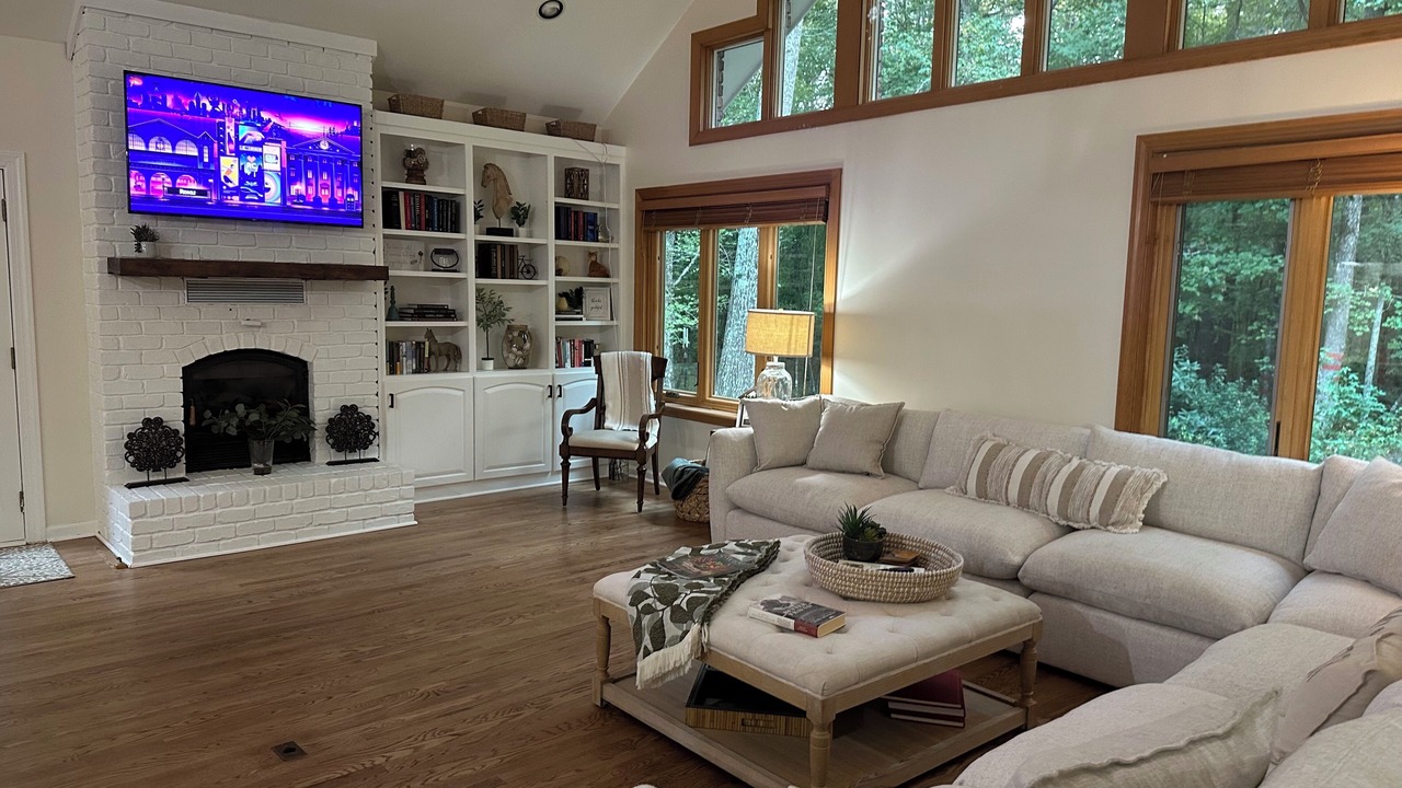 Photo of Livingroom in McCain