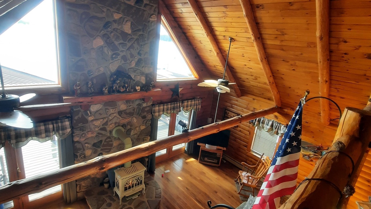 Photo of Livingroom in Wolcott