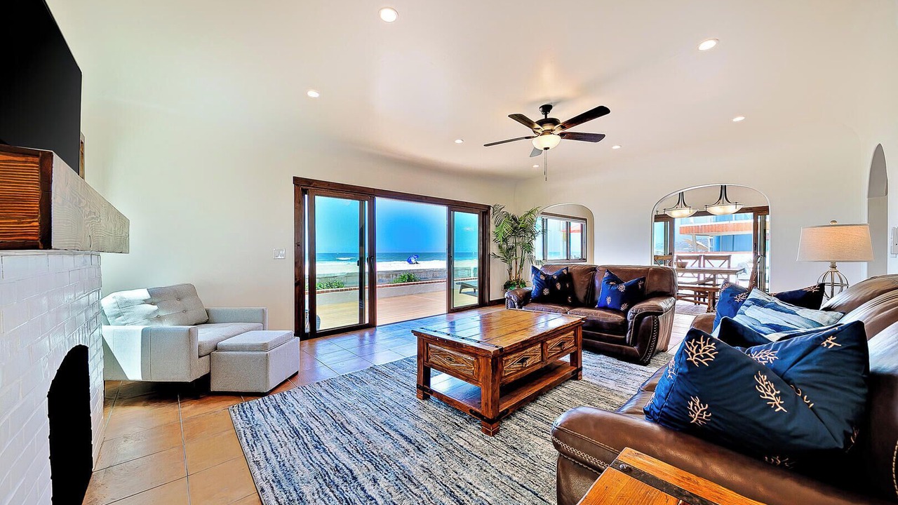 Photo of Livingroom in Mission Beach