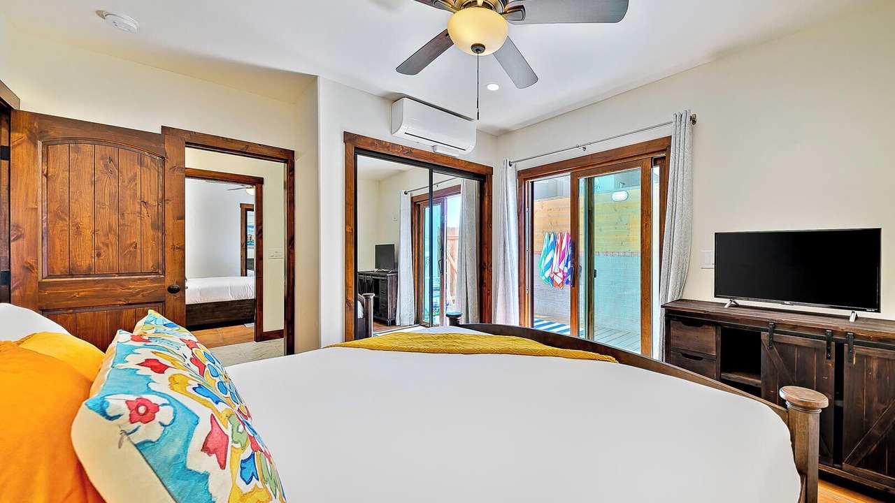 Photo of Bedroom in Mission Beach