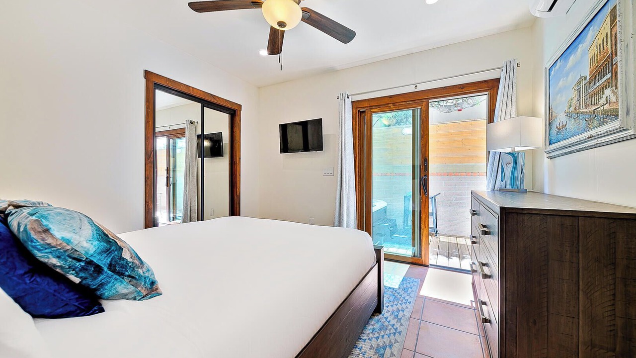 Photo of Bedroom in Mission Beach
