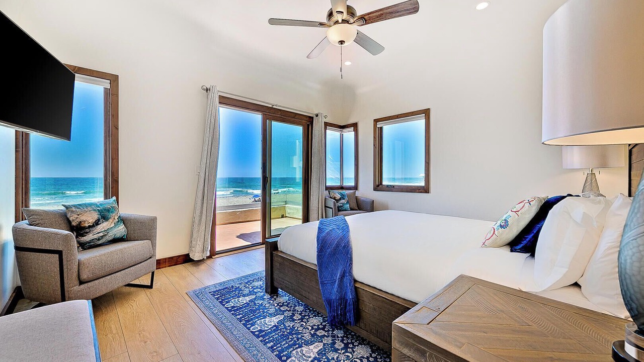 Photo of Bedroom in Mission Beach