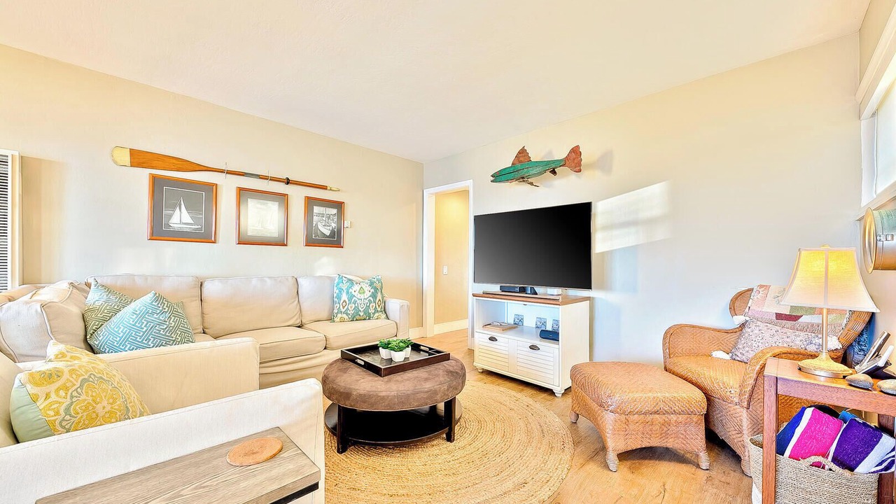 Photo of Livingroom in Ocean Beach