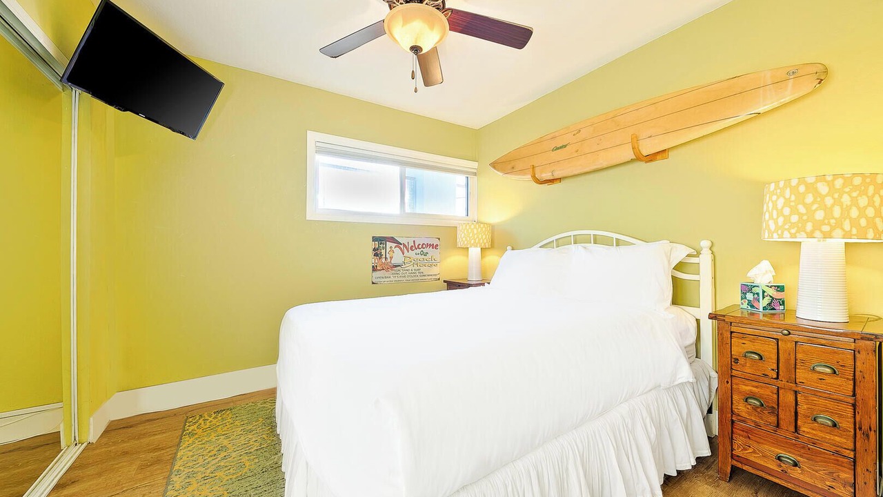 Photo of Bedroom in Ocean Beach